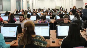 Escrutinio provisorio: la Justicia recibió el software pero insiste en dar acceso a los partidos