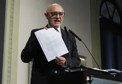 Qué decía Timerman de las alertas rojas mientras negociaba en secreto con Irán