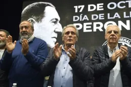 Sergio Massa sigue el manual del candidato peronista y va a la CGT
