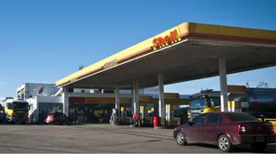 También Shell aumentó sus combustibles y hoy se suman las estaciones de Axion y Puma