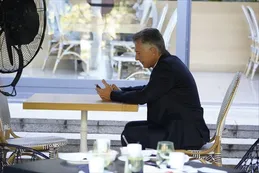 Macri regresa a la Argentina, Juliana Awada se queda en Europa, y estallan rumores de crisis matrimonial