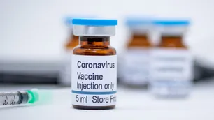 Coronavirus: la vacuna de la Universidad de Oxford será testeada en Brasil