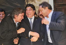 “Máximo no va a ser un candidato mudo”, aseguran desde su entorno