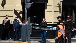 Detienen a un iraquí frente a la Embajada de Israel que entró a la Argentina con un pasaporte falso