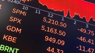 Aseguran que, "el riesgo país sigue alto por la incertidumbre política, no por la macroeconomía"