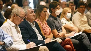 La UCR dio señales de unidad, pero con bloques aún divididos