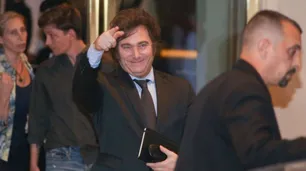 "Funcionarios que no funcionan": cuántos renunciaron o fueron echados desde el comienzo de gestión