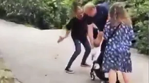 Video: golpeó en la cara a una beba de 1 año después de discutir con sus padres y terminó detenido