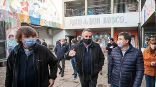 Rossi y Arroyo supervisaron con el Padre Pepe el operativo del Ejército en La Cárcova