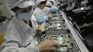 China: estallaron las protestas sociales en la mayor planta de iPhone del mundo