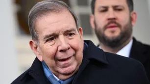 González Urrutia pidió a las fuerzas armadas defender la soberanía popular el 10E: "Debo asumir como Comandante en Jefe"