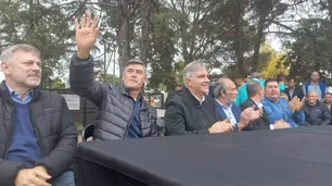 Llaryora busca diferenciarse de Milei: anunció la llegada de la “universidad pública y gratuita” a Villa El Libertador