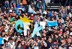 Cristina vapuleó al Gobierno de Macri y postergó el anuncio de su candidatura