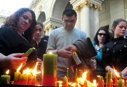 Miles de fieles le pidieron y agradecieron a San Expedito