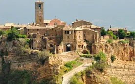 El pueblo italiano que podría desaparecer: la magia de Civita di Bagnoregio
