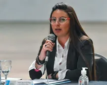 La ministra de Mujeres acusó a la derecha de "aprovecharse" del crimen de Lucio "para atacar al feminismo"
