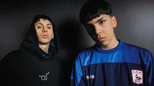 Khea y Milo J se juntan para presentar el videoclip "Nunca Voy Solo"
