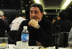 Omar Viviani se dio vuelta: no declaró y pidió una prórroga