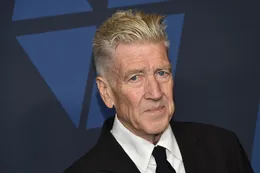 Cinco obras icónicas del singular y surrealista David Lynch: de "El hombre elefante" a "Mulholland Drive"