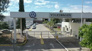 Dura decisión de Volkswagen en Córdoba: se desprende de 300 empleados por caída en las ventas