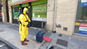 Hubo un derrame de ácido muriático en el centro porteño: diez personas fueron atendidas por problemas respiratorios