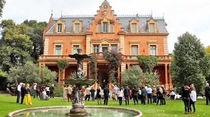 Abrieron los salones de Villa Ocampo para un almuerzo entre vecinos