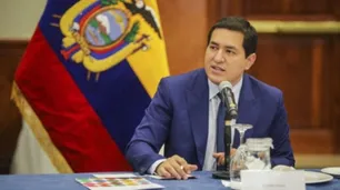 Andrés Arauz: "La dolarización es una invitación al narcolavado"