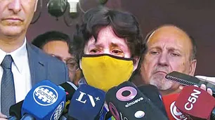 “Apurate Martín por favor, tus padres están muertos en el garaje”