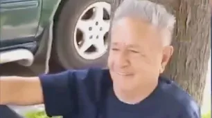 Encontraron a Eduardo Duhalde sentado bajo la sombra de un árbol: "En 50 años nunca me peleé con nadie"