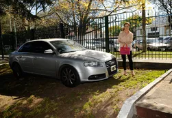 Citan a declarar a Agustina Kämpfer por el sospechoso auto en el que le robaron