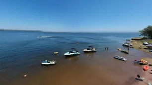 Buscan a un hombre que cayó de una moto de agua en el Lago Embalse de Villa Rumipal