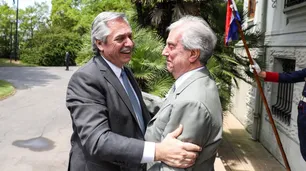 Para Uruguay, el impuesto argentino al "dolar turista" es un "golpe muy negativo"