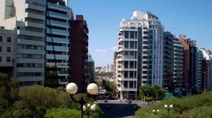 Alquileres más accesibles en Córdoba, pero el aumento de las expensas añade presión al bolsillo inquilino