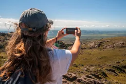 Una familia deberá gastar más de 1 millón de pesos solo en alojamiento para vacacionar este verano