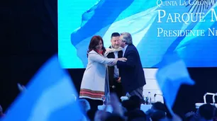 La “patada histórica” de Néstor Kirchner y Cristina Fernández a Eduardo Duhalde