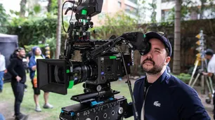 Los secretos detrás de la creación de "El encargado" y "Coppola" en la voz de su guionista