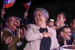 Con el apoyo de Gabriel Boric, la comunista Jeannette Jara será la apuesta presidencial de la izquierda chilena