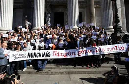 A 43 años del golpe, dos marchas confluyen en Plaza de Mayo