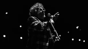 Abuchearon a Fito Páez en el Movistar Arena por tocar canciones de su nuevo disco