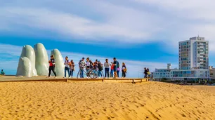 Verano 2023: ¿cómo se explica el boom de turistas argentinos en los lugares de descanso?