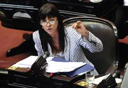 El oficialismo impulsa un proyecto para censurar comentarios en Internet