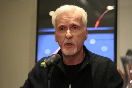 James Cameron comparó la implosión del submarino Titan con el naufragio del Titanic