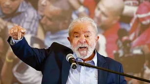 Lula dice que Brasil podría necesitar una reforma del sector público