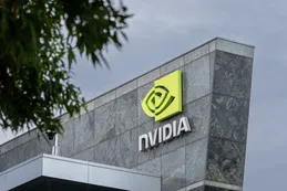 Acciones de Nvidia caen por plan de Meta de adoptar chips de Google
