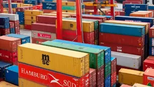 Aranceles de Trump: 96% del costo recae en compradores de Estados Unidos, según estudio