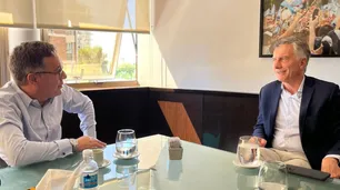 Alejandro Finocchiaro: "Mauricio Macri es el Diego Maradona del PRO"
