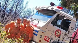 Integran una dotación de bomberas solo femenina y fueron a colaborar a Epuyén