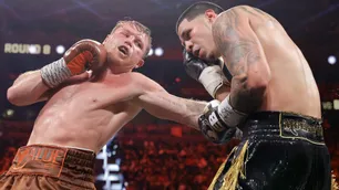 Sin nocaut, 'Canelo' Alvarez impuso su jerarquía ante Edgar Berlanga en Las Vegas