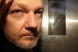Médicos europeos alertan sobre la salud de Assange: "Puede morir en prisión"