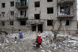 Más devastación y muertos en Ucrania tras un nuevo ataque ruso contra poblaciones civiles